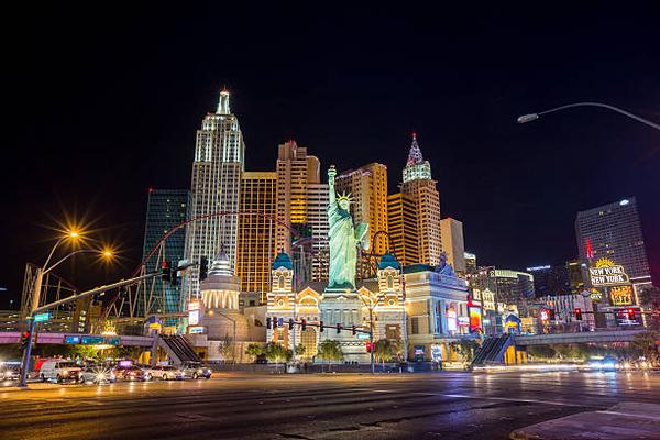 Neon Dreams A Traveler’s Guide to Las Vegas Hotels